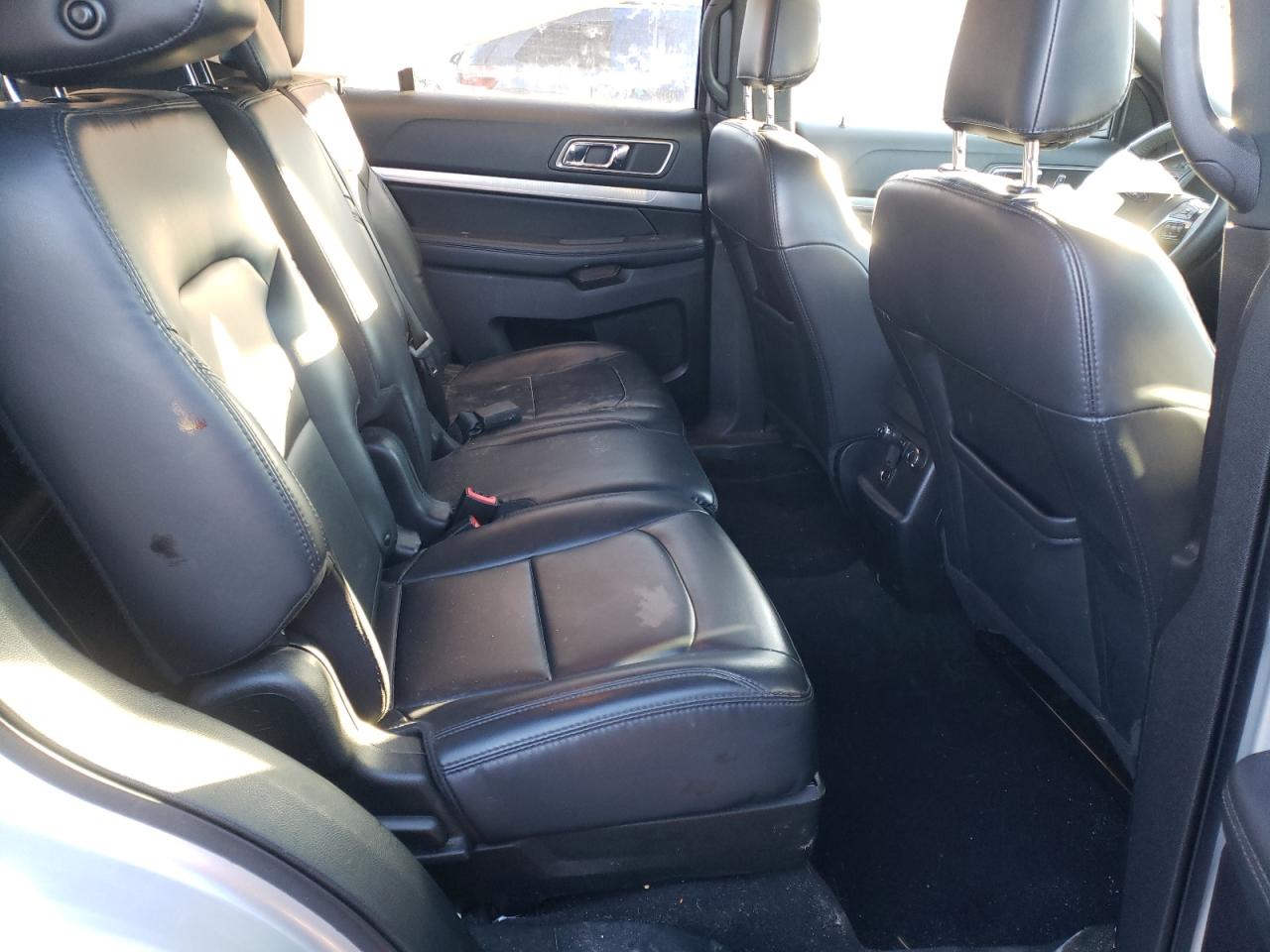 Photo 6 from auction – 2019 FORD EXPLORER X with VIN 1FM5K8D88KGA87666