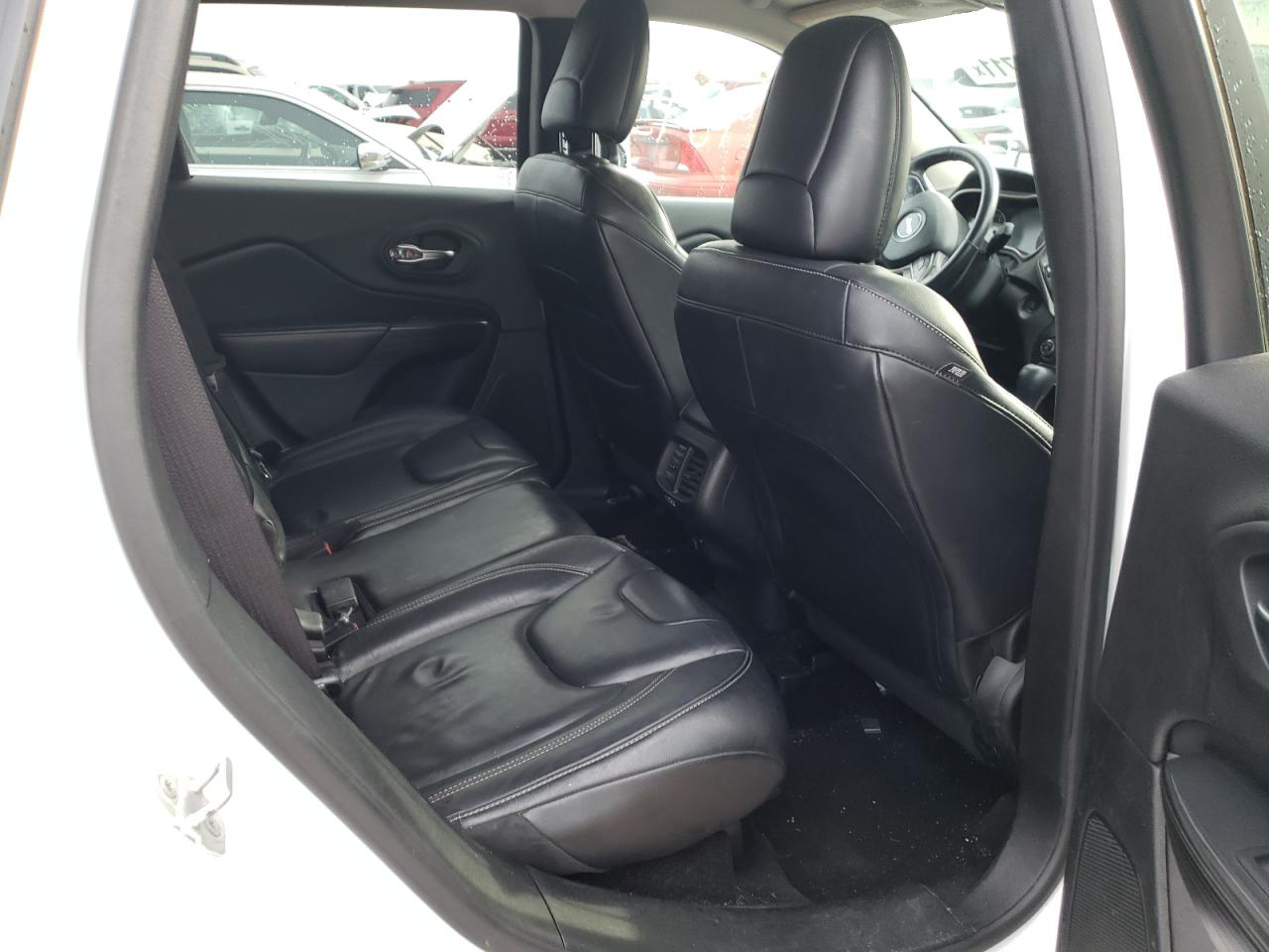 Photo 6 from auction – 2014 JEEP CHEROKEE L with VIN 1C4PJLDS8EW104040