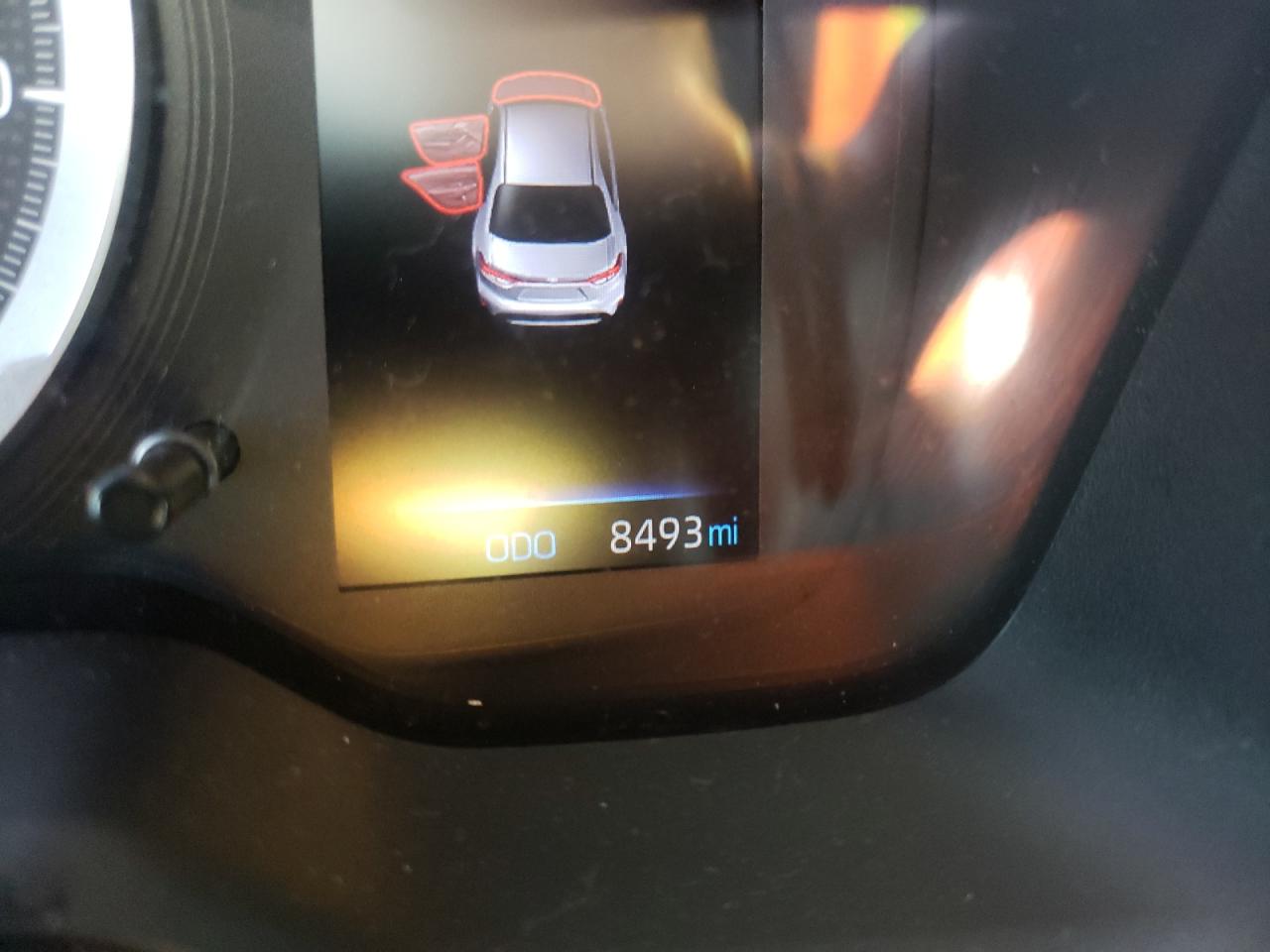 Photo 8 from auction – 2020 TOYOTA COROLLA LE with VIN 5YFEPRAE7LP124342
