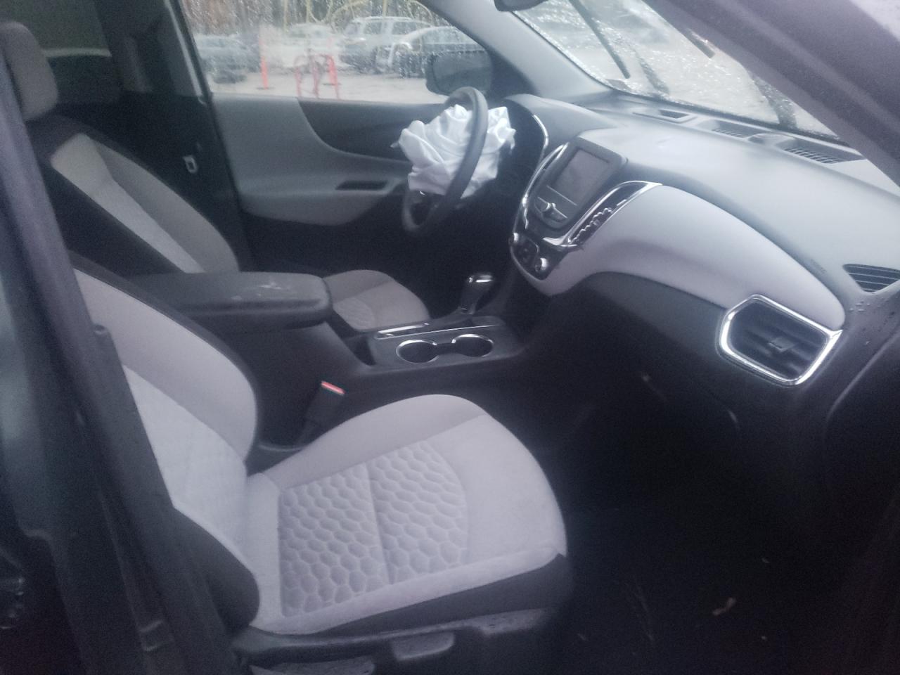 Photo 5 from auction – 2020 CHEVROLET EQUINOX LS with VIN 2GNAXHEV6L6267570