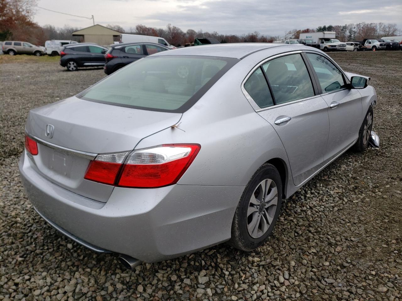 Photo 4 from auction – 2014 HONDA ACCORD LX with VIN 1HGCR2F35EA095996
