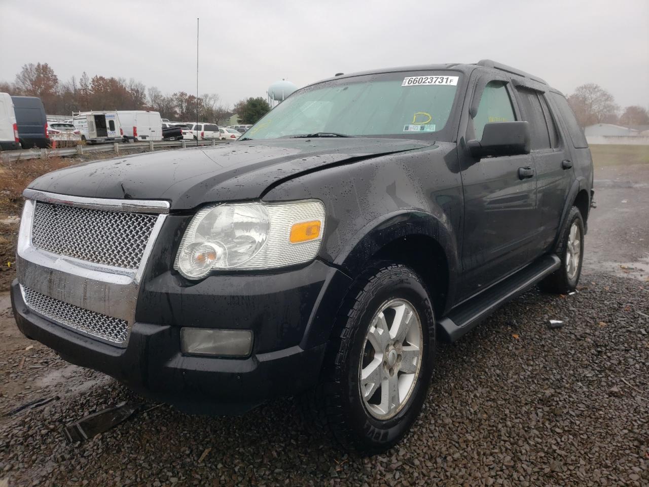 Photo 2 from auction – 2009 FORD EXPLORER X with VIN 1FMEU73EX9UA24091