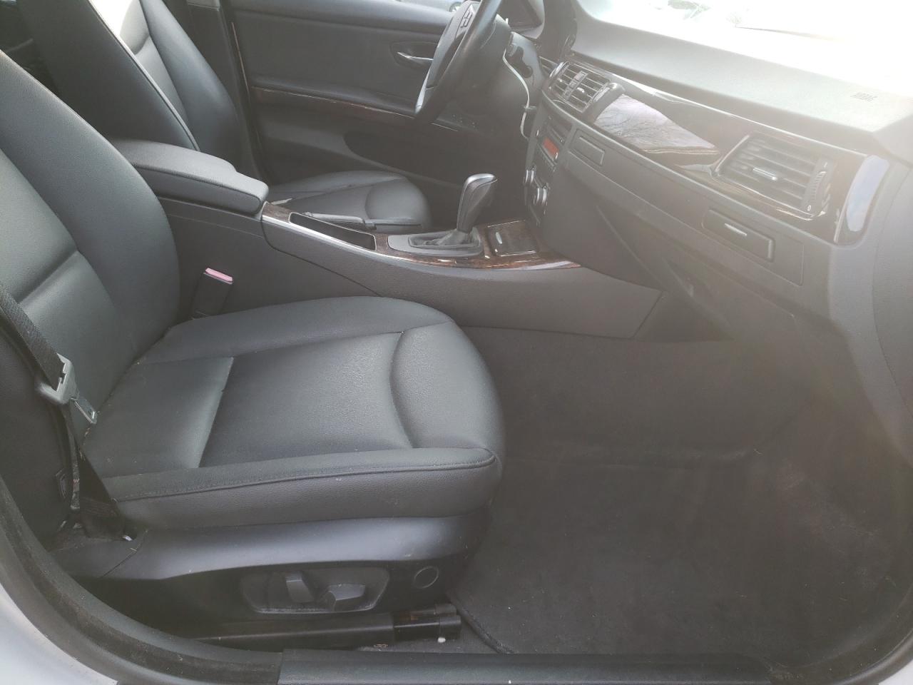 Photo 5 from auction – 2008 BMW 328 I with VIN WBAVA33508P142635