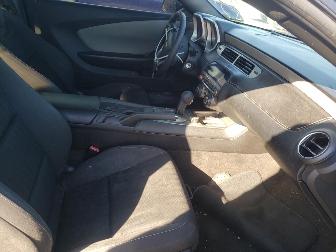 Photo 5 from auction – 2014 CHEVROLET CAMARO LS with VIN 2G1FA1E30E9197242