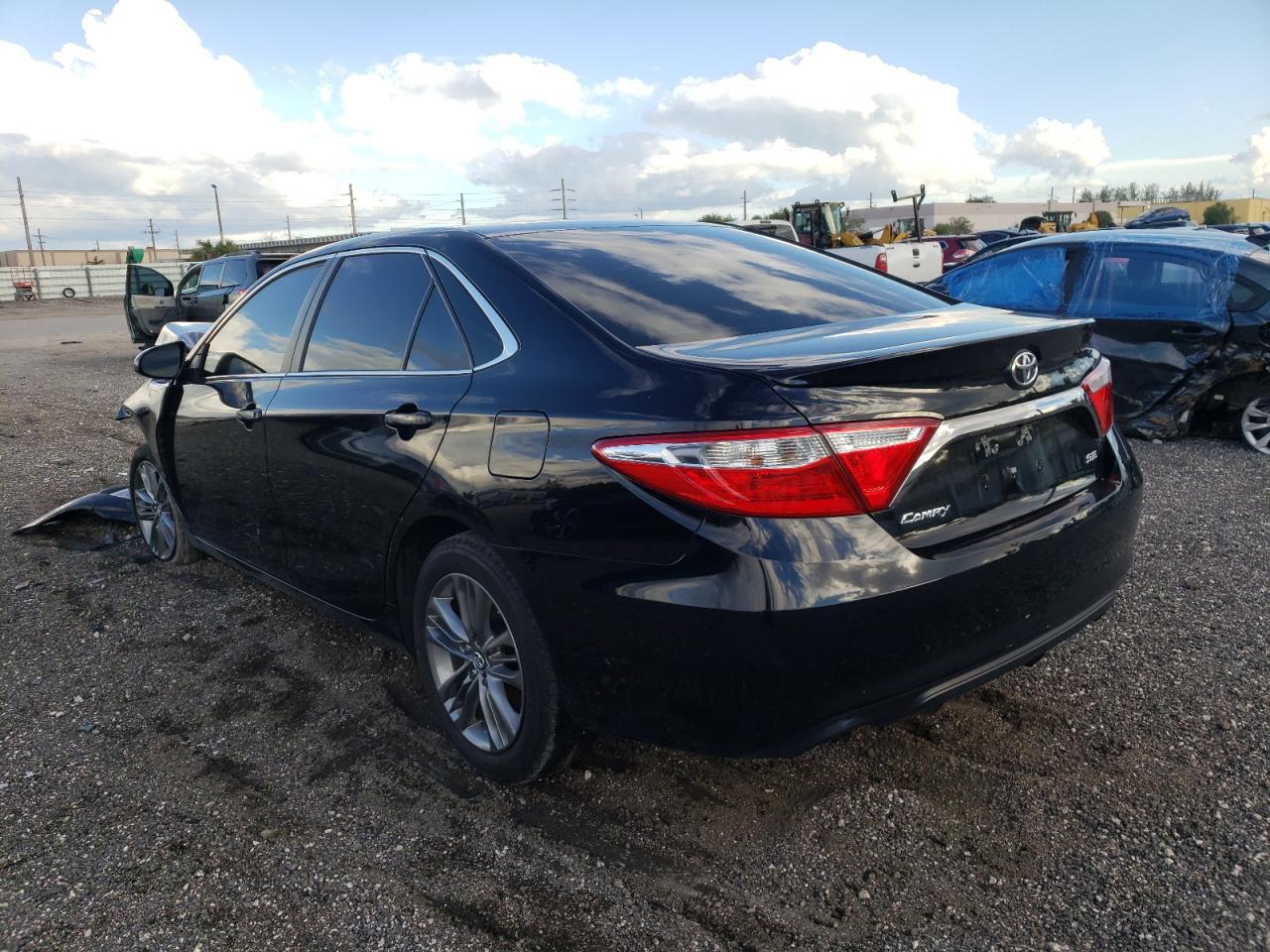 Photo 3 from auction – 2017 TOYOTA CAMRY LE with VIN 4T1BF1FK4HU810995
