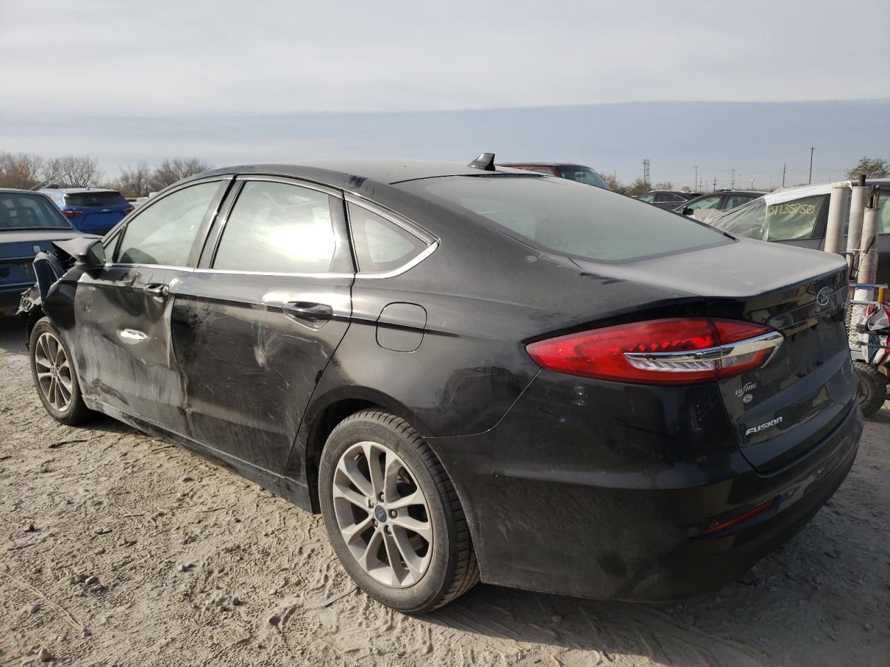 Photo 13 from auction – 2019 FORD FUSION SE with VIN 3FA6P0HD5KR172286
