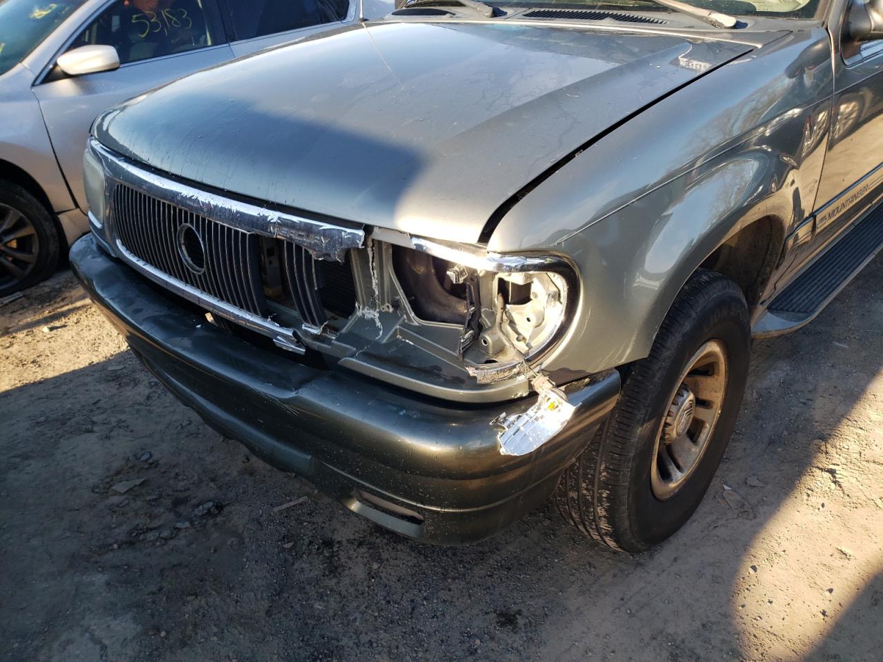 Photo 9 from auction – 2000 MERCURY MOUNTAINEE with VIN 4M2ZU76E6YUJ19452