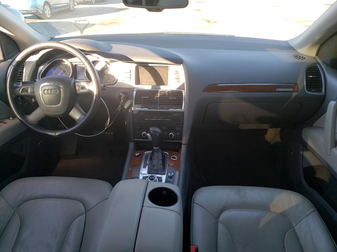 Photo 9 from auction – 2011 AUDI Q7 PREMIUM with VIN WA1LMAFE1BD004557