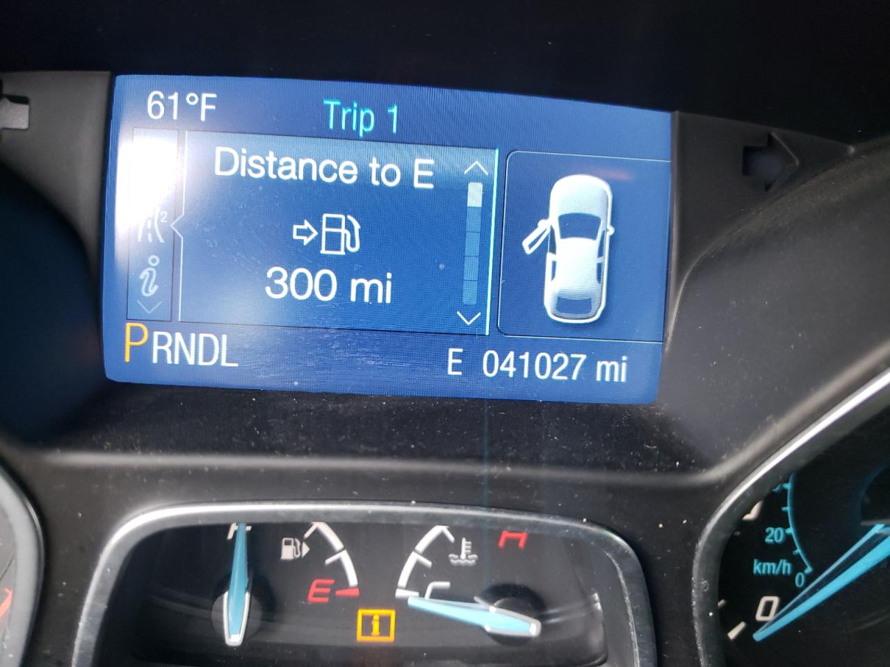 Photo 8 from auction – 2014 FORD FOCUS SE with VIN 1FADP3F28EL393815