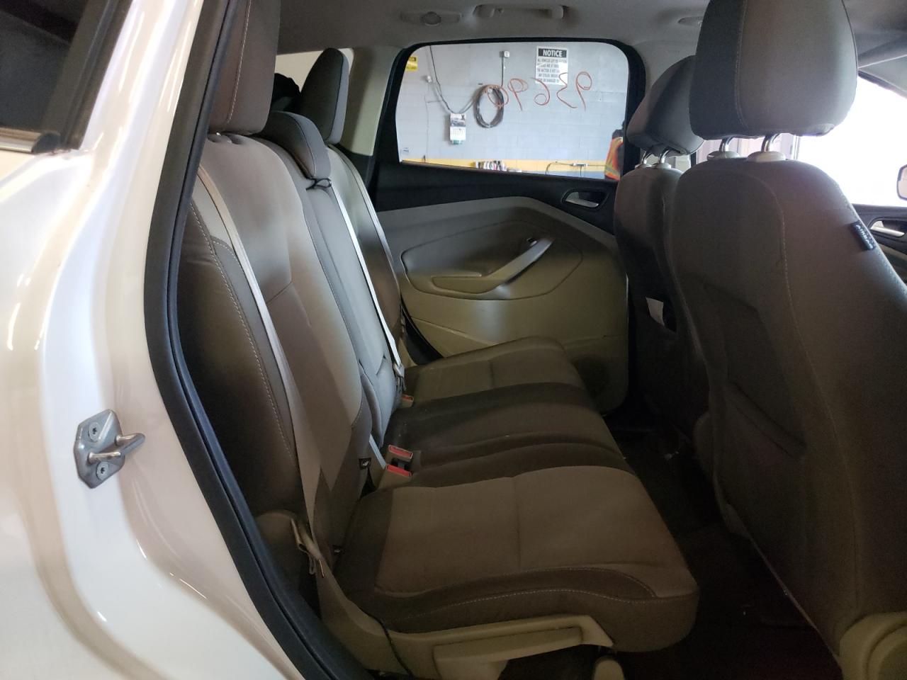 Photo 6 from auction – 2014 FORD ESCAPE SE with VIN 1FMCU0GX7EUB02525
