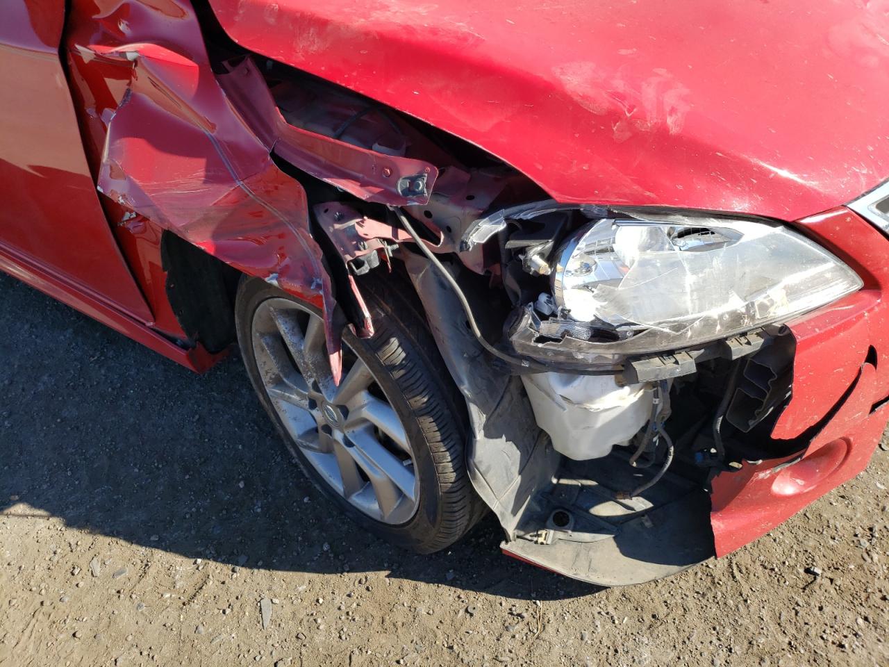 Photo 9 from auction – 2015 NISSAN SENTRA S with VIN 3N1AB7AP8FY239333