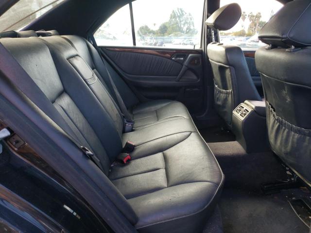 Photo 6 from auction – 1998 MERCEDES-BENZ E 320 with VIN WDBJF65FXWA708762