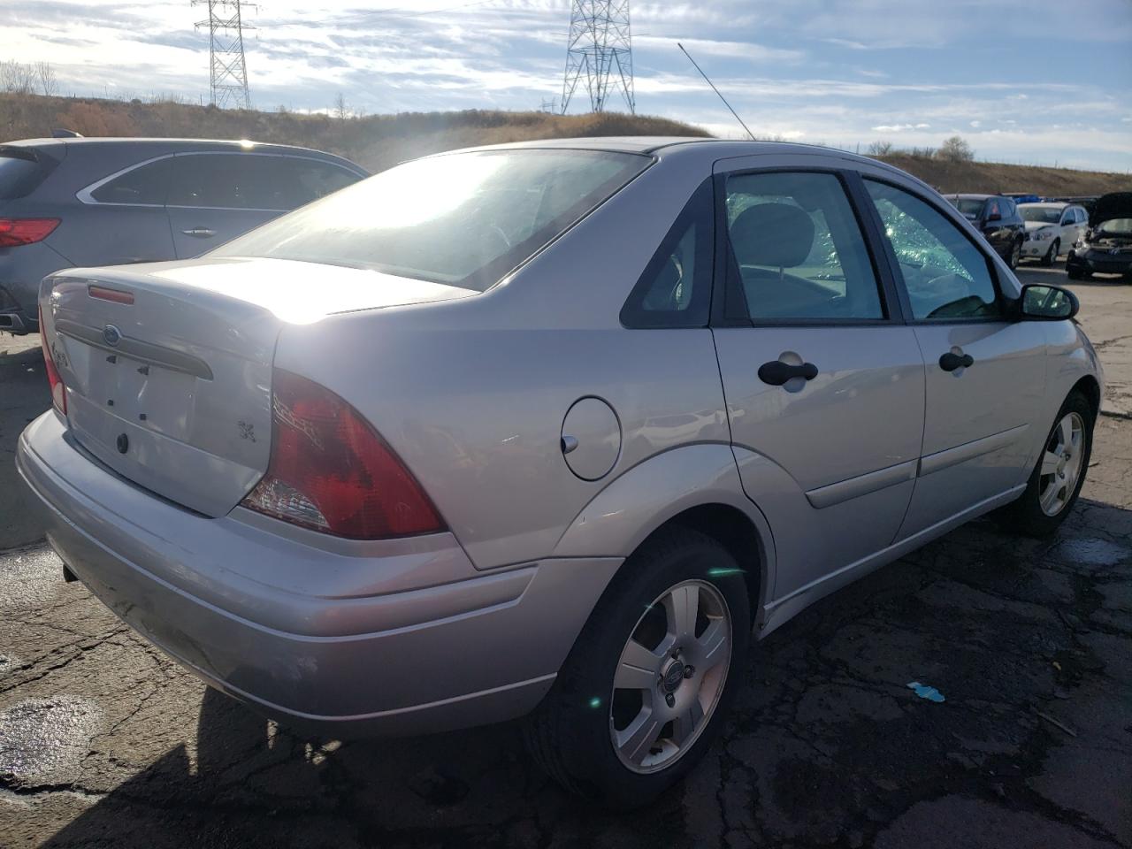 Photo 4 from auction – 2003 FORD FOCUS SE C with VIN 1FAFP34303W164108