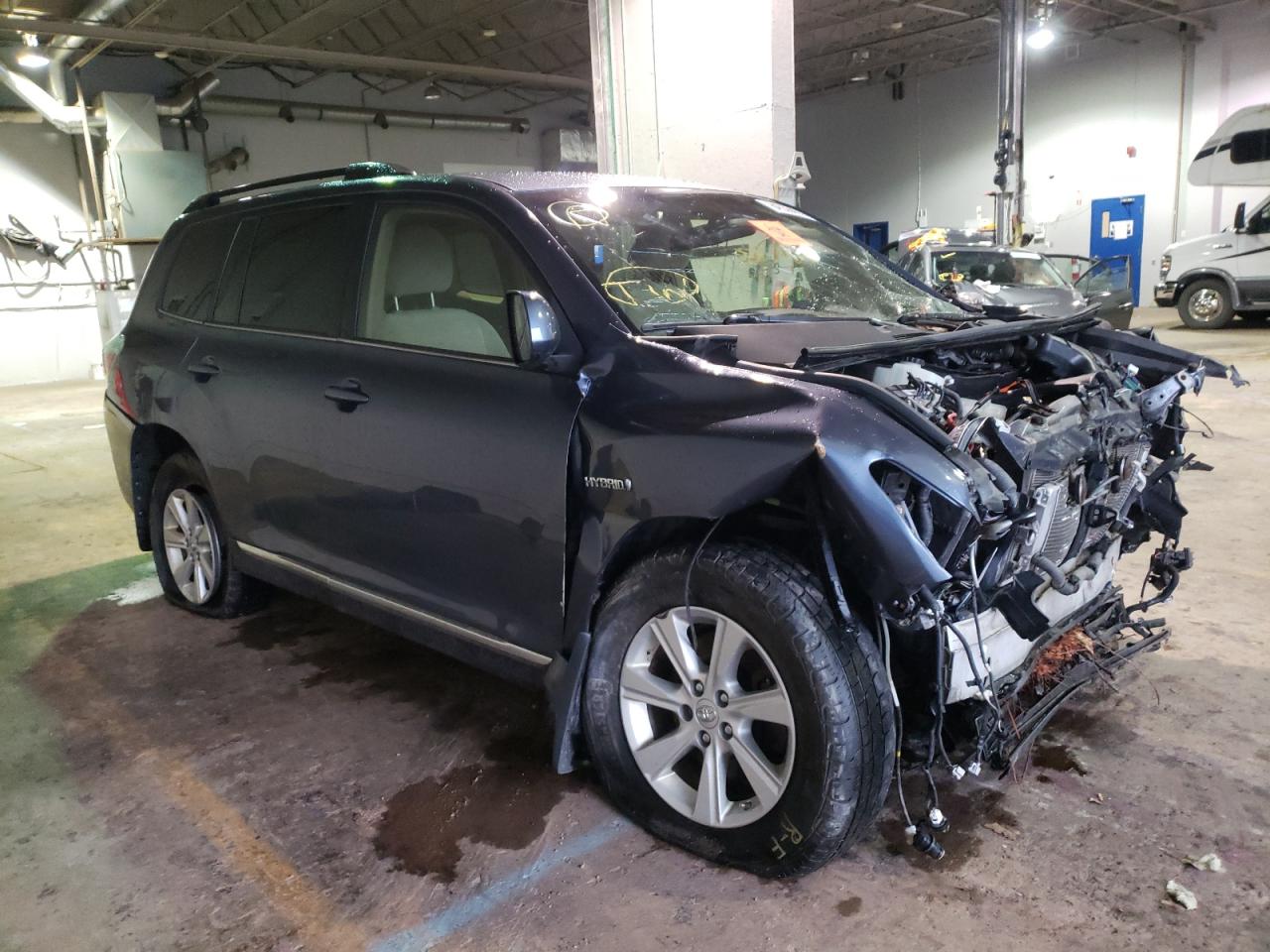 TOYOTA HIGHLANDER 2013 with VIN JTEBC3EH7D2015987 - Photo from auction