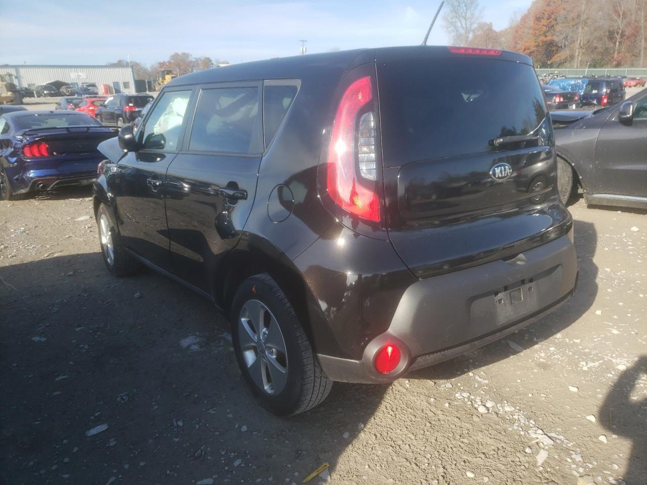 Photo 3 from auction – 2016 KIA SOUL with VIN KNDJN2A28G7325594