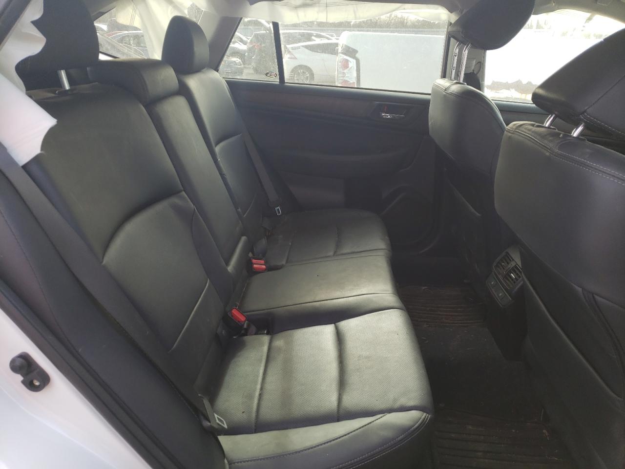 Photo 6 from auction – 2017 SUBARU OUTBACK 2. with VIN 4S4BSANC4H3282886