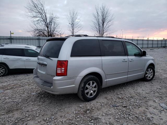 Photo 4 from auction – 2010 CHRYSLER TOWN & COU with VIN 2A4RR5D18AR104119