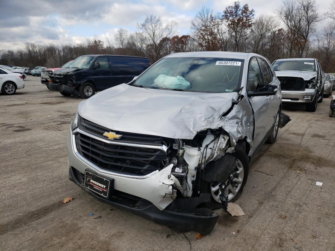 Photo 9 from auction – 2019 CHEVROLET EQUINOX LT with VIN 3GNAXJEV4KL340257