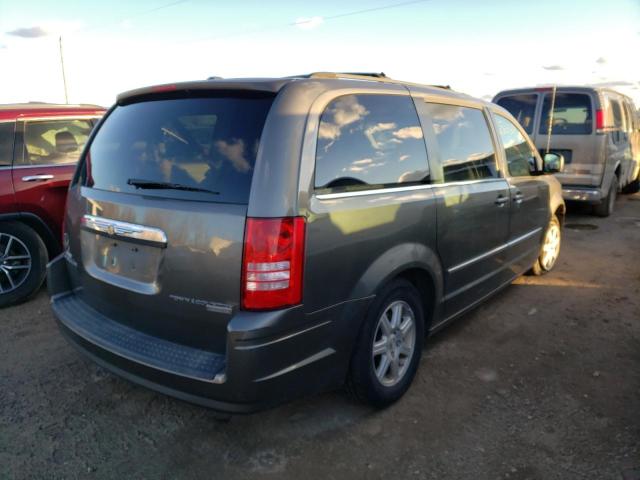 Photo 4 from auction – 2010 CHRYSLER TOWN & COU with VIN 2A4RR5D17AR226549