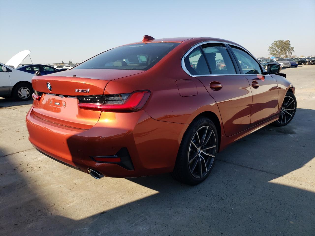Photo 4 from auction – 2021 BMW 330I with VIN 3MW5R1J01M8C18702
