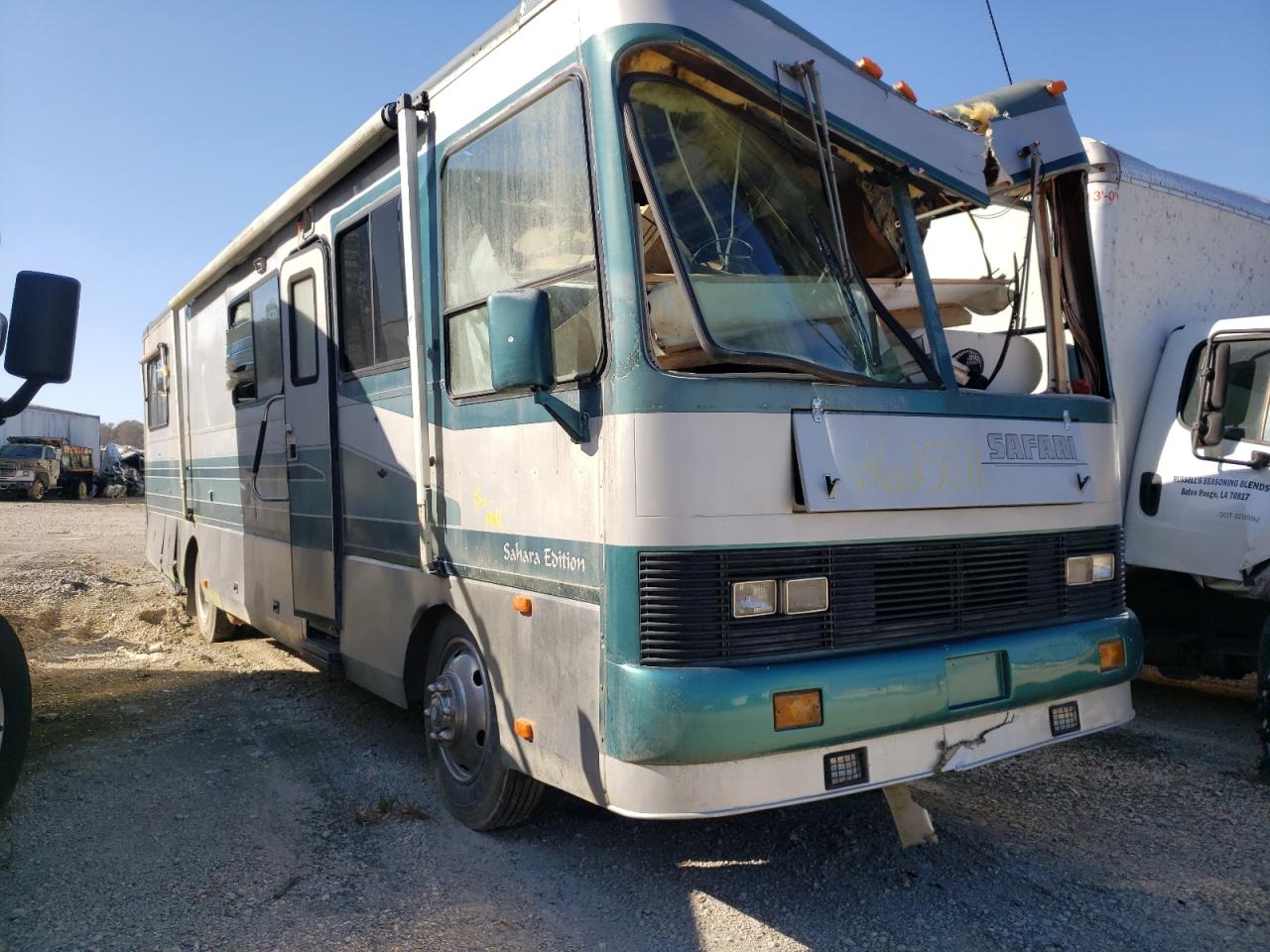 FORD F530 1996 with VIN 3FCLF53G8SJA14148 - Photo from auction