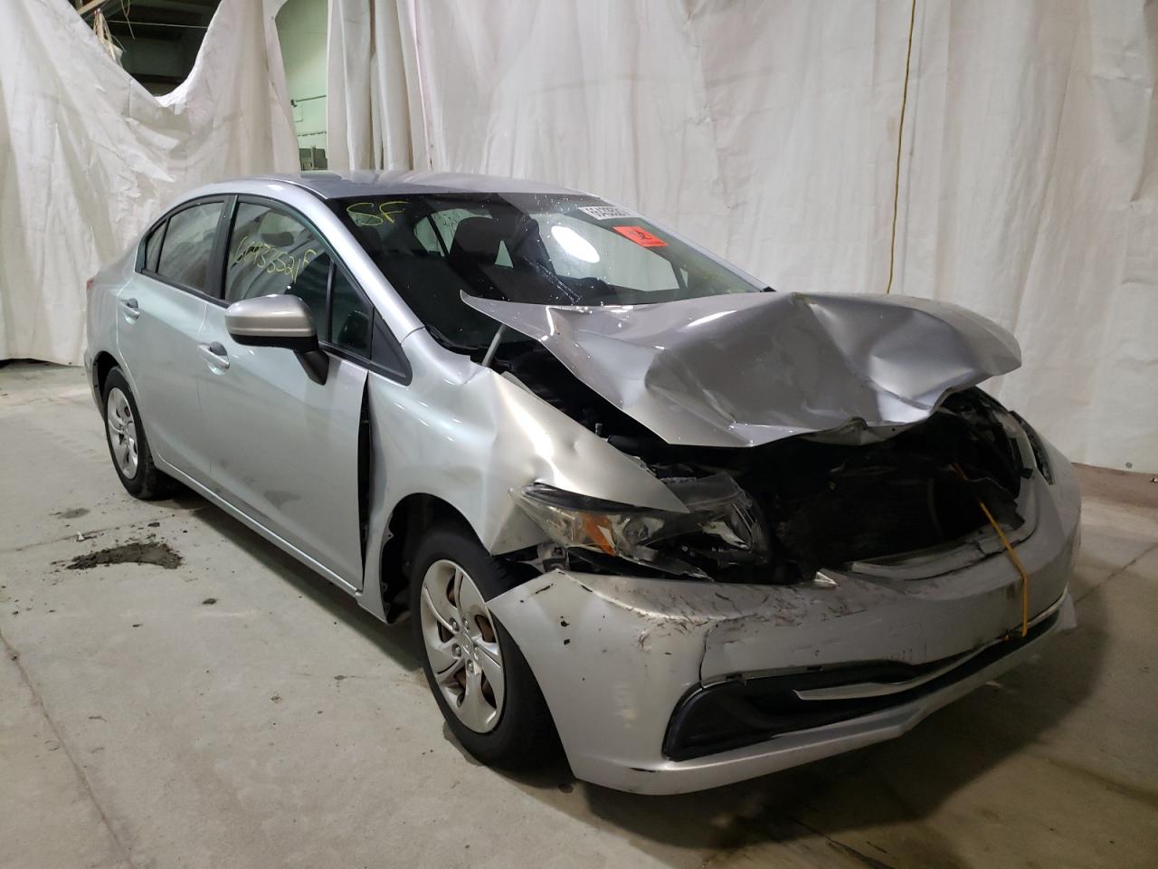 Photo 1 from auction – 2015 HONDA CIVIC LX with VIN 2HGFB2F50FH517579