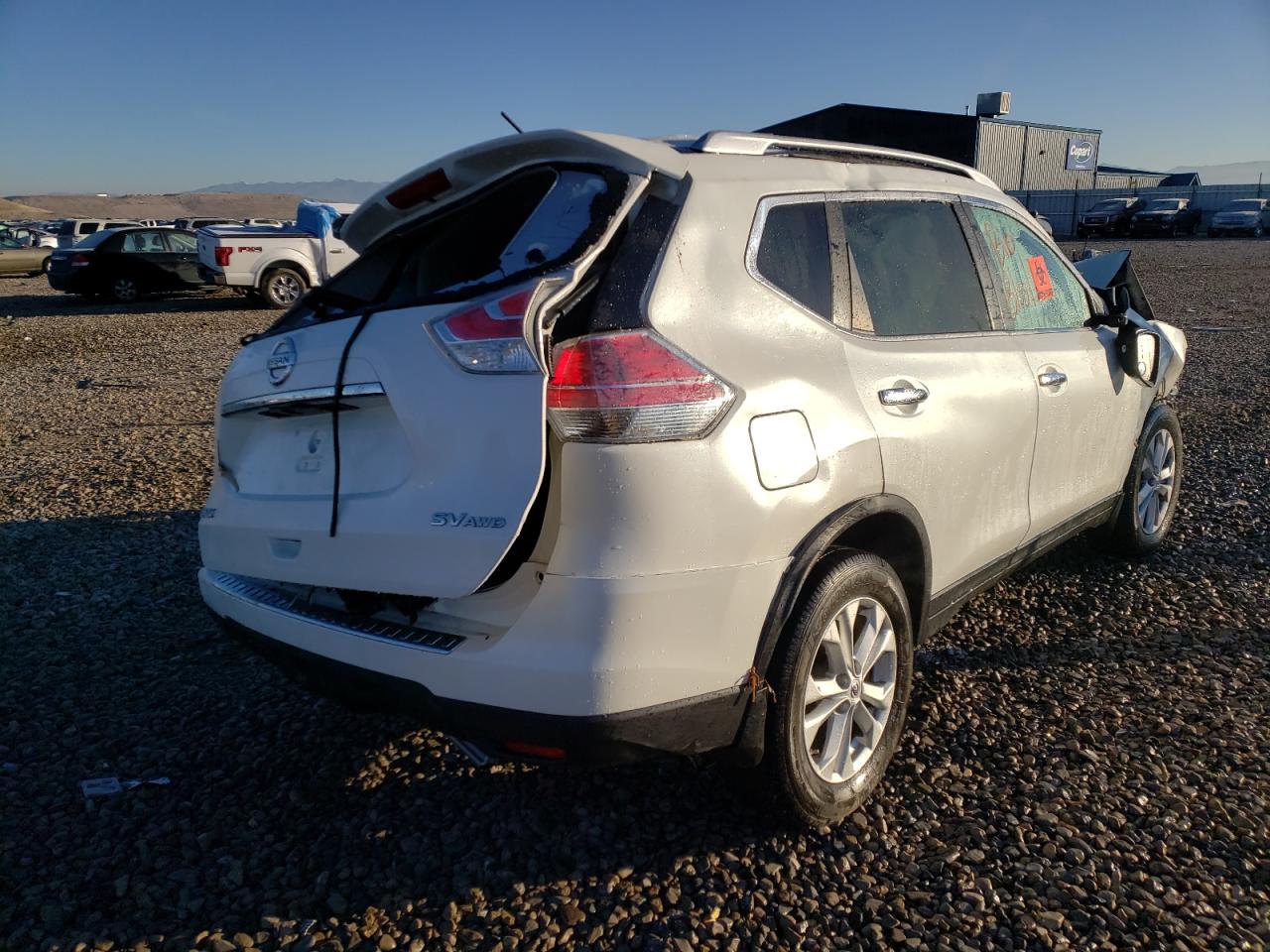 Photo 4 from auction – 2015 NISSAN ROGUE S with VIN KNMAT2MV7FP547618