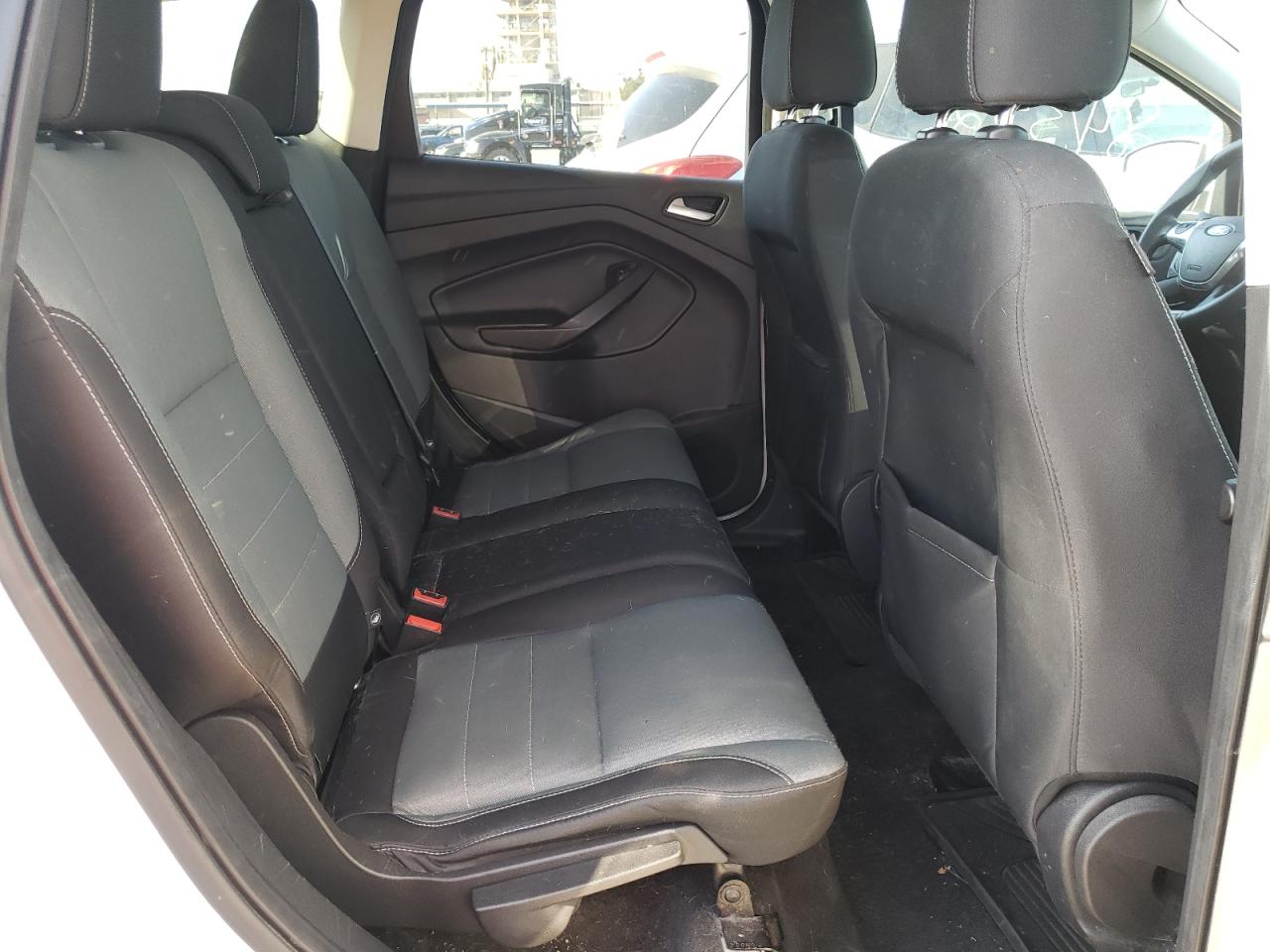 Photo 6 from auction – 2016 FORD ESCAPE SE with VIN 1FMCU0G7XGUB52497