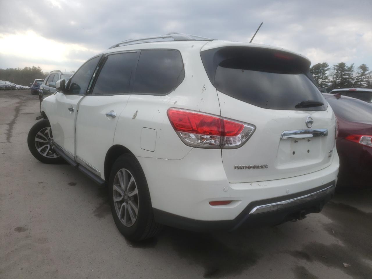 Photo 3 from auction – 2013 NISSAN PATHFINDER with VIN 5N1AR2MM3DC611045