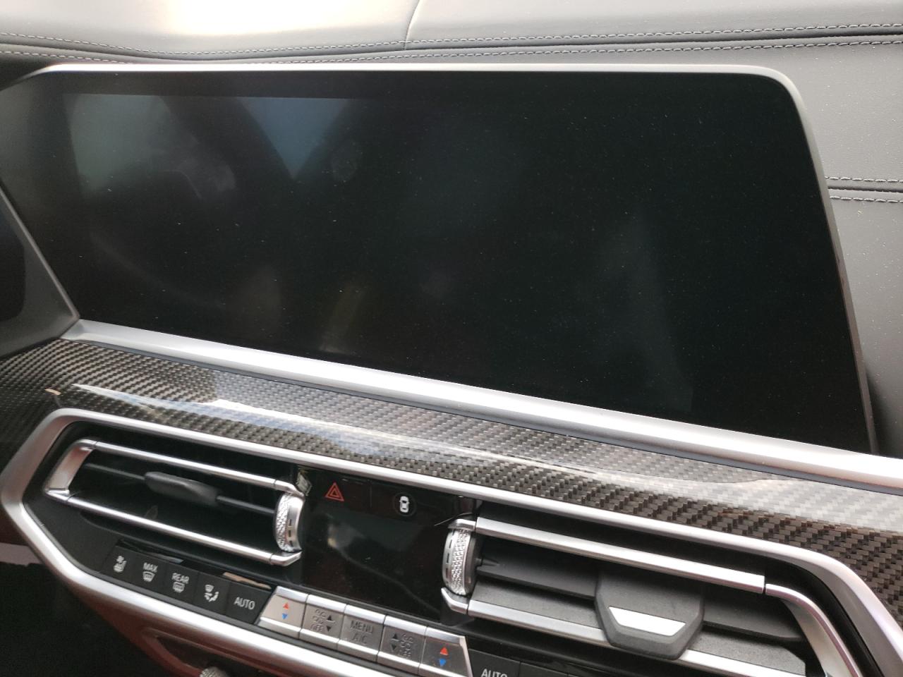 Photo 9 from auction – 2021 BMW X6 with VIN 5YMCY0C04M9G42993