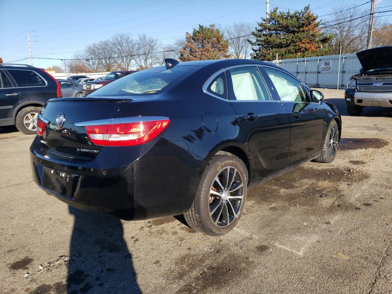 Photo 4 from auction – 2016 BUICK VERANO SPO with VIN 1G4PW5SK4G4176332