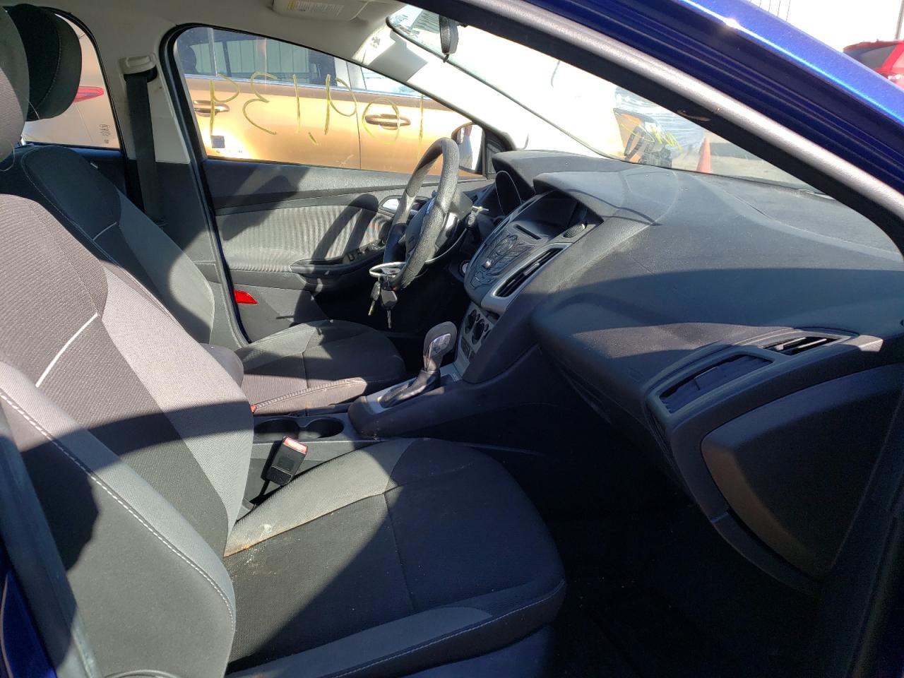 Фото 5 с аукциона – 2012 FORD FOCUS SE с VIN 1FAHP3K2XCL400235