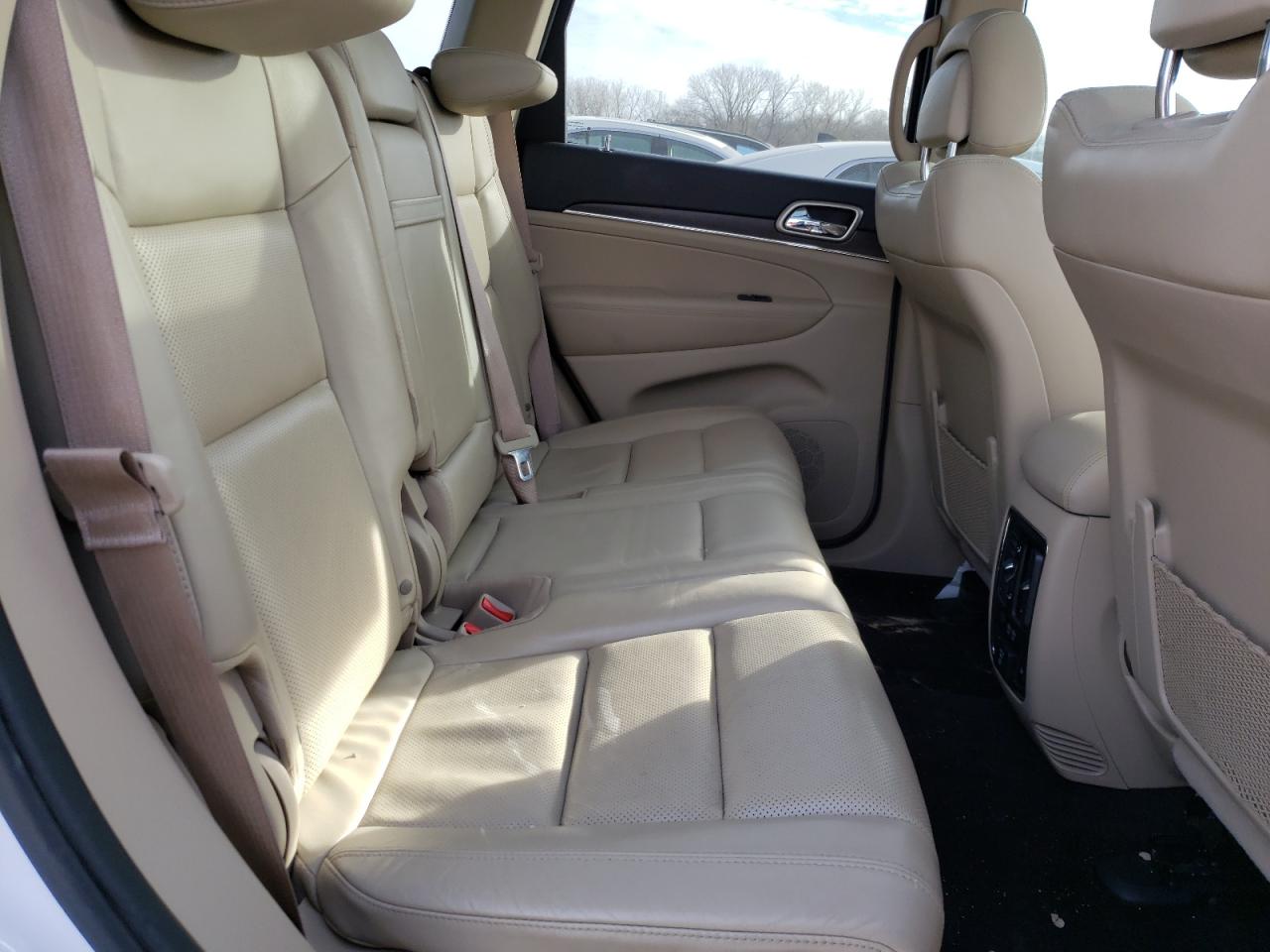 Photo 6 from auction – 2017 JEEP GRAND CHER with VIN 1C4RJFBG0HC785874