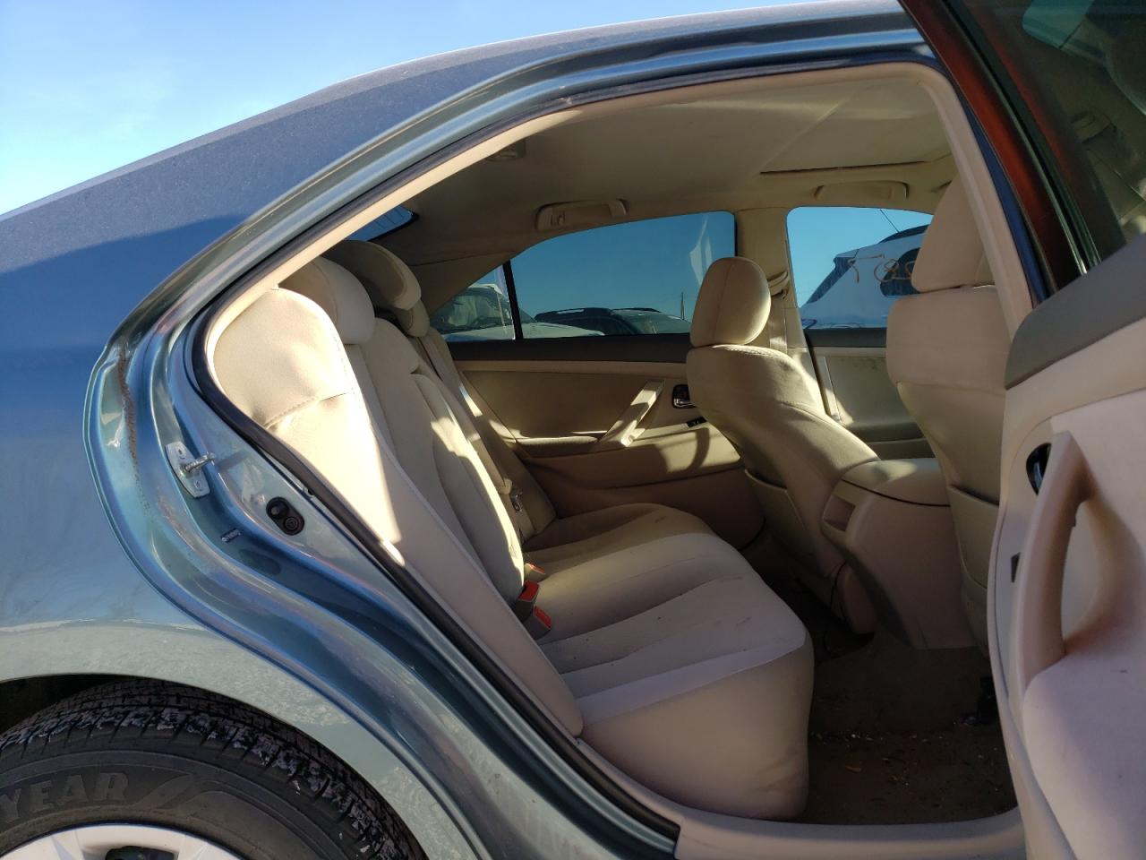 Photo 6 from auction – 2010 TOYOTA CAMRY BASE with VIN 4T1BE46K19U867869