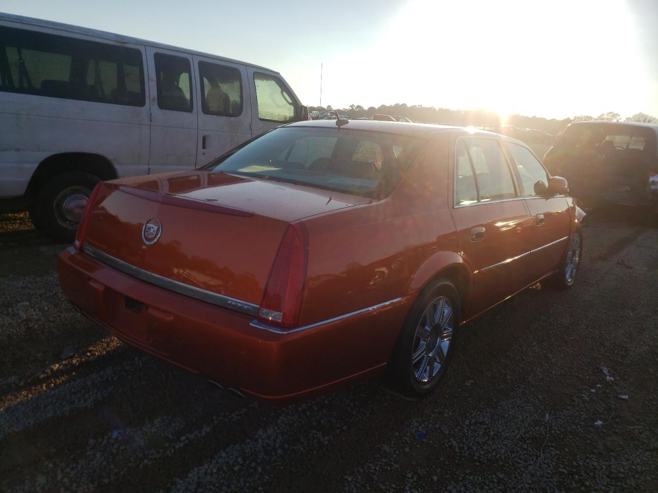 Photo 4 from auction – 2006 CADILLAC DTS with VIN 1G6KD57Y36U103777
