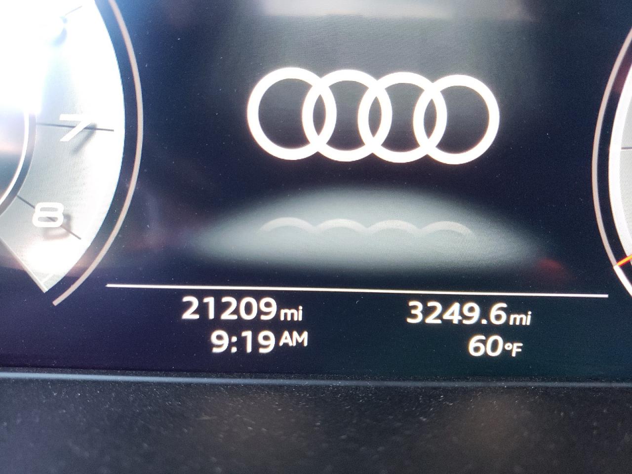 Photo 8 from auction – 2020 AUDI S5 PREMIUM with VIN WAUC4CF51LA005869