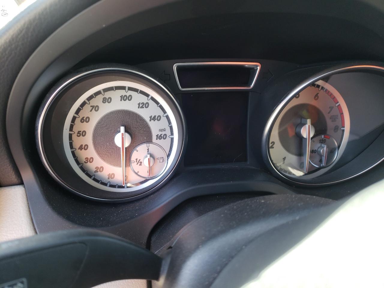 Photo 8 from auction – 2014 MERCEDES-BENZ CLA 250 with VIN WDDSJ4EB8EN043105