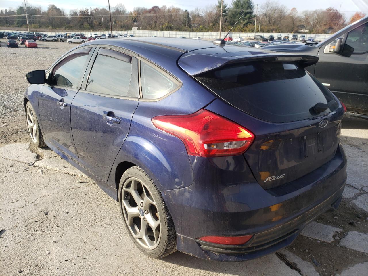 Photo 3 from auction – 2017 FORD FOCUS ST with VIN 1FADP3L99HL348839