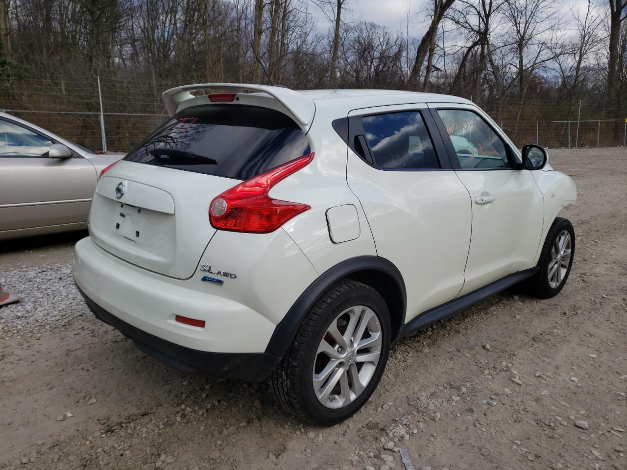 Photo 4 from auction – 2012 NISSAN JUKE S with VIN JN8AF5MV4CT116525
