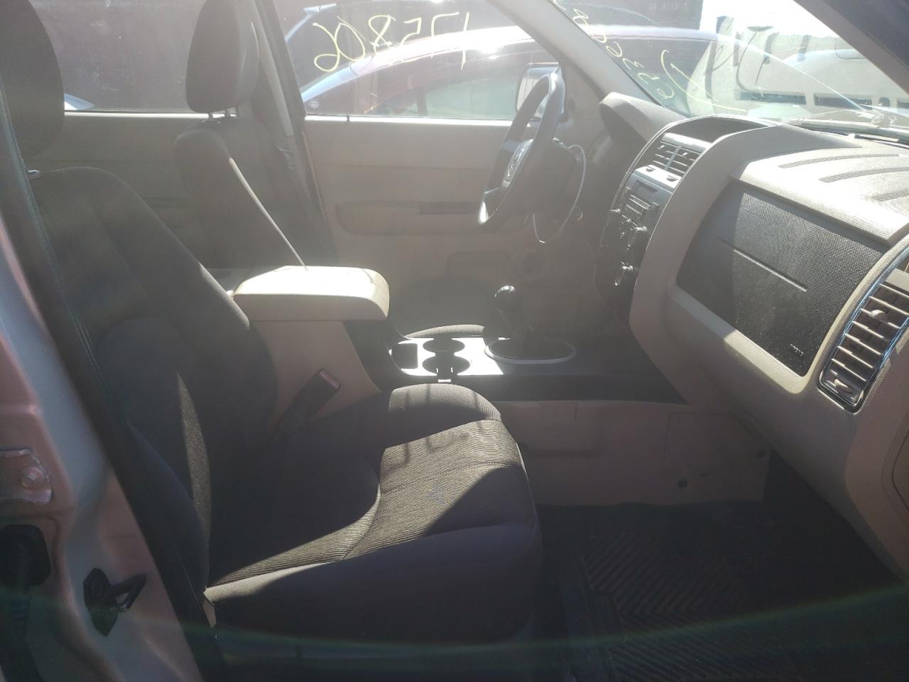 Photo 5 from auction – 2008 MAZDA TRIBUTE I with VIN 4F2CZ02Z28KM31356