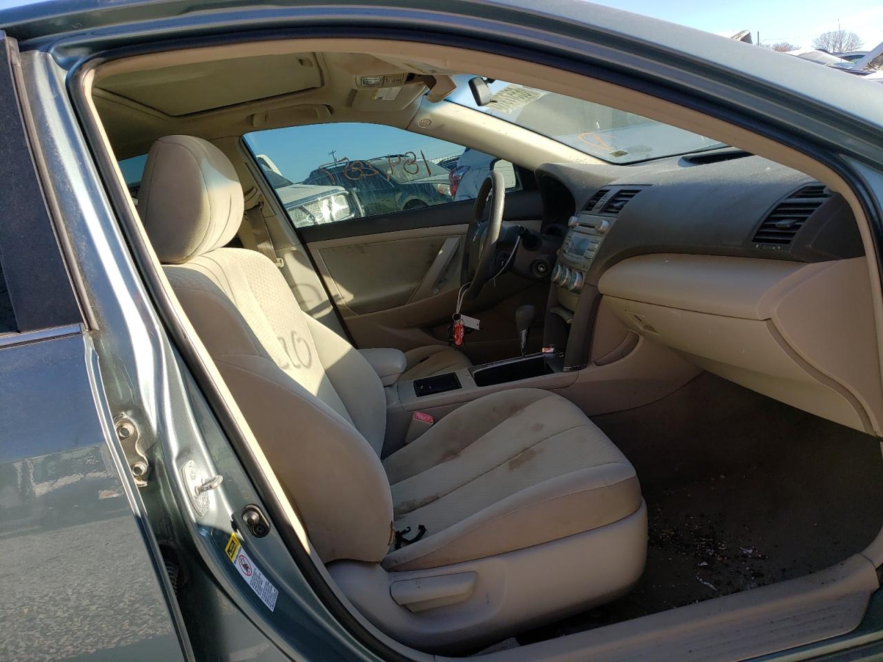 Photo 5 from auction – 2010 TOYOTA CAMRY BASE with VIN 4T1BE46K19U867869