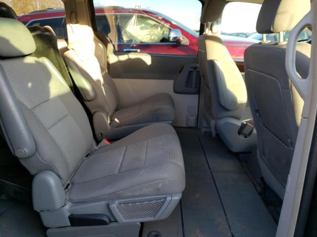 Photo 6 from auction – 2010 CHRYSLER TOWN & COU with VIN 2A4RR5D17AR226549