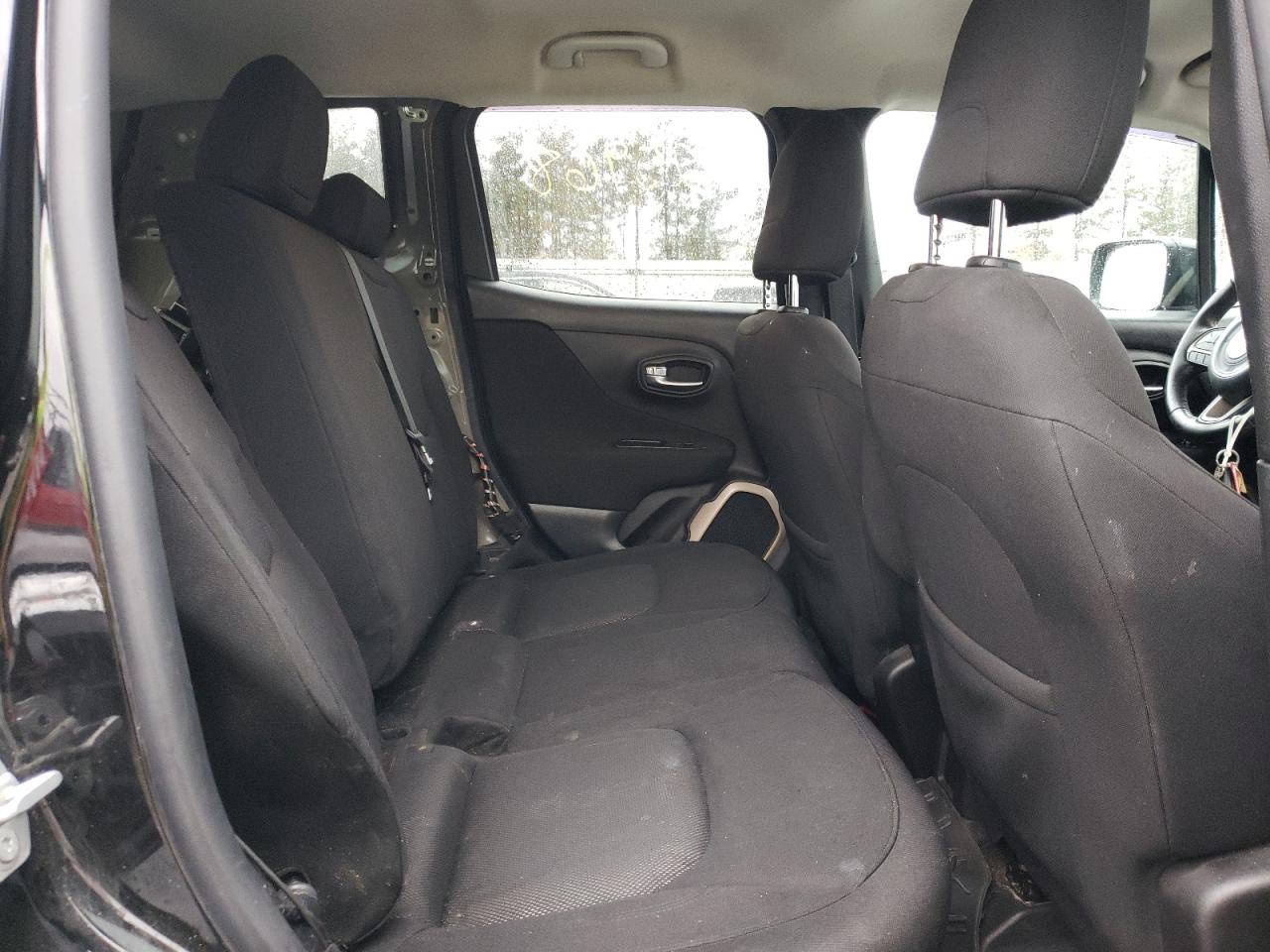 Photo 6 from auction – 2016 JEEP RENEGADE L with VIN ZACCJBBT7GPD53935