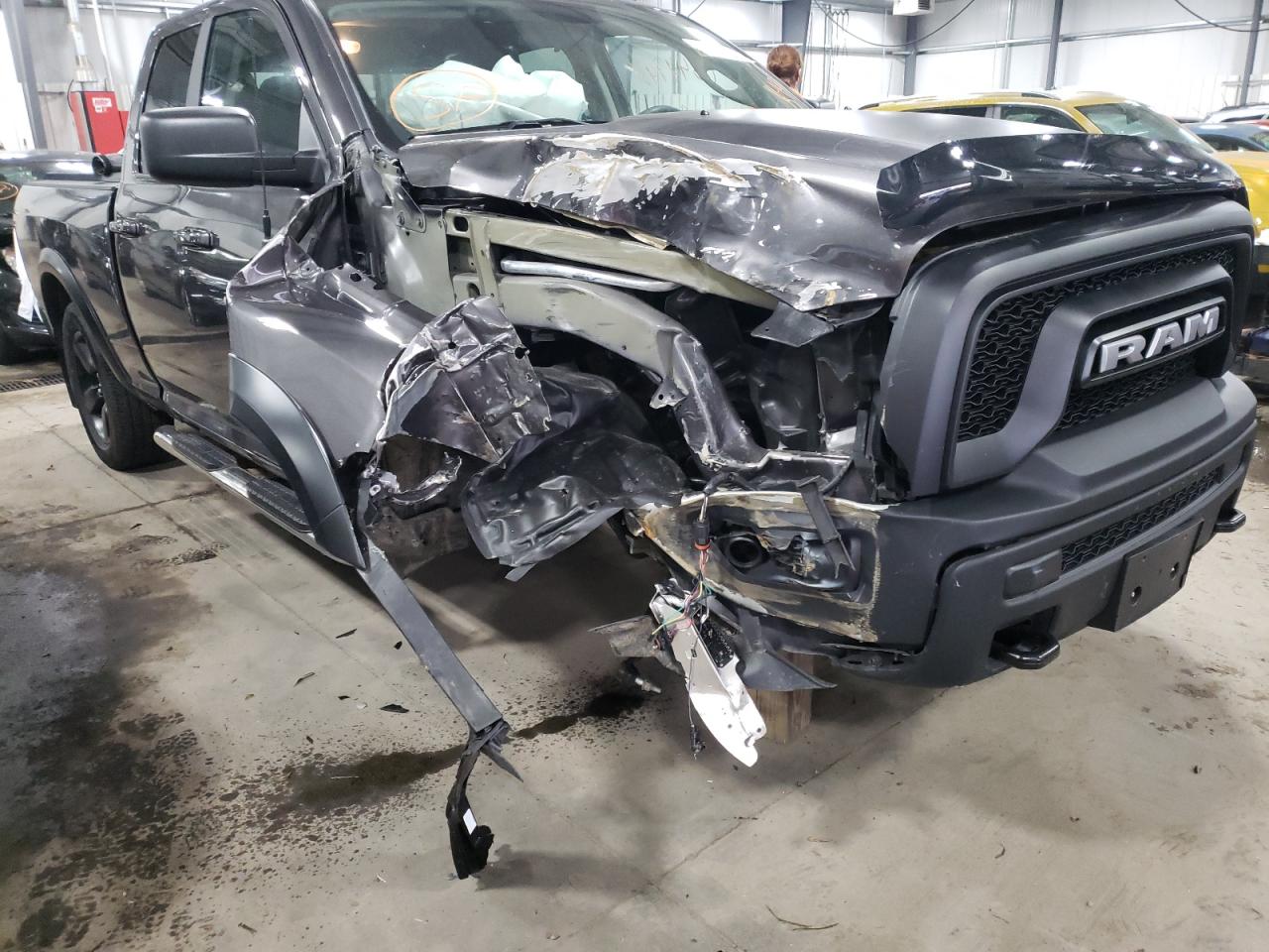 Photo 9 from auction – 2019 RAM 1500 CLASS with VIN 1C6RR7GGXKS671442