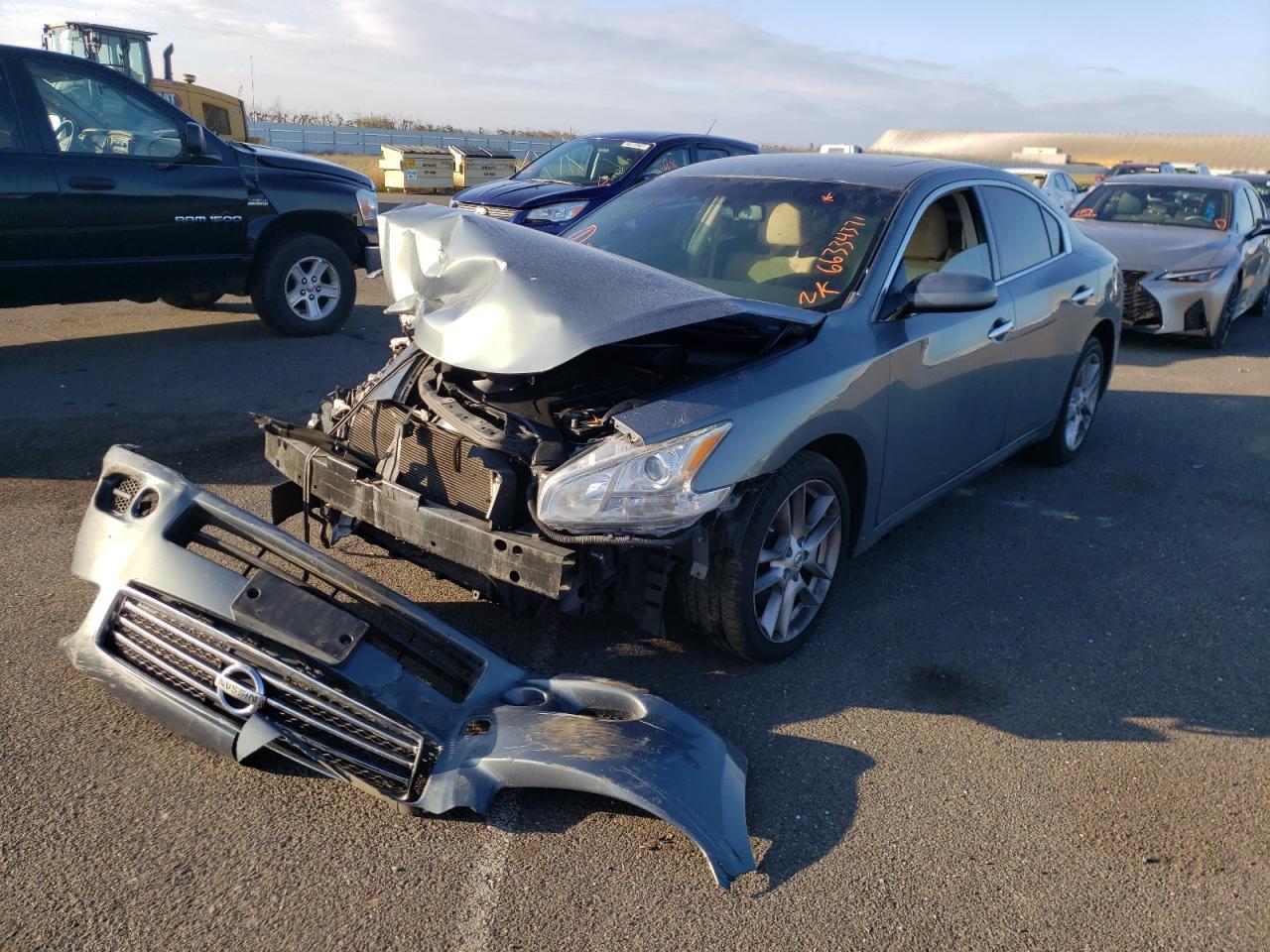 Photo 2 from auction – 2011 NISSAN MAXIMA S with VIN 1N4AA5AP5BC811052