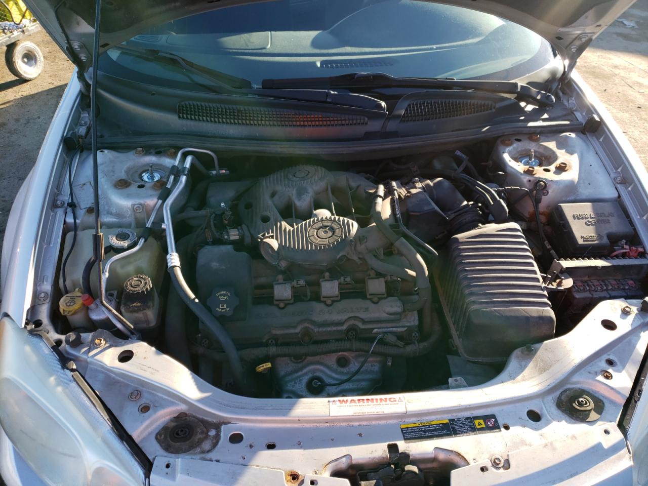 Photo 7 from auction – 2004 CHRYSLER SEBRING LX with VIN 1C3EL56R94N308751