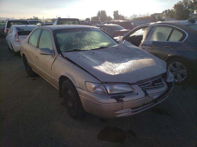 TOYOTA CAMRY CE 1998 with VIN JT2BF22KXW0130788 - Photo from auction