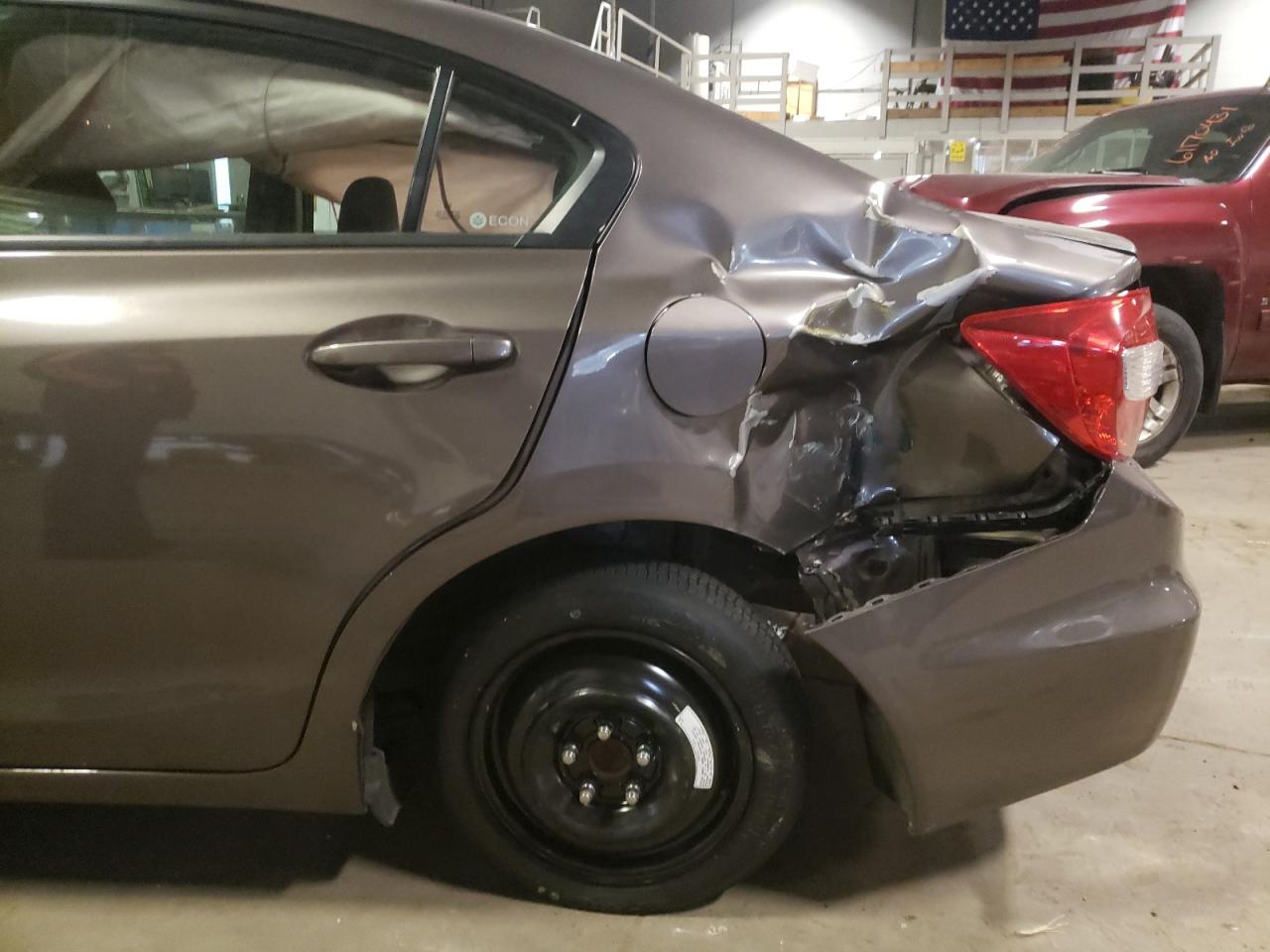 Photo 9 from auction – 2012 HONDA CIVIC LX with VIN 2HGFB2F58CH523576