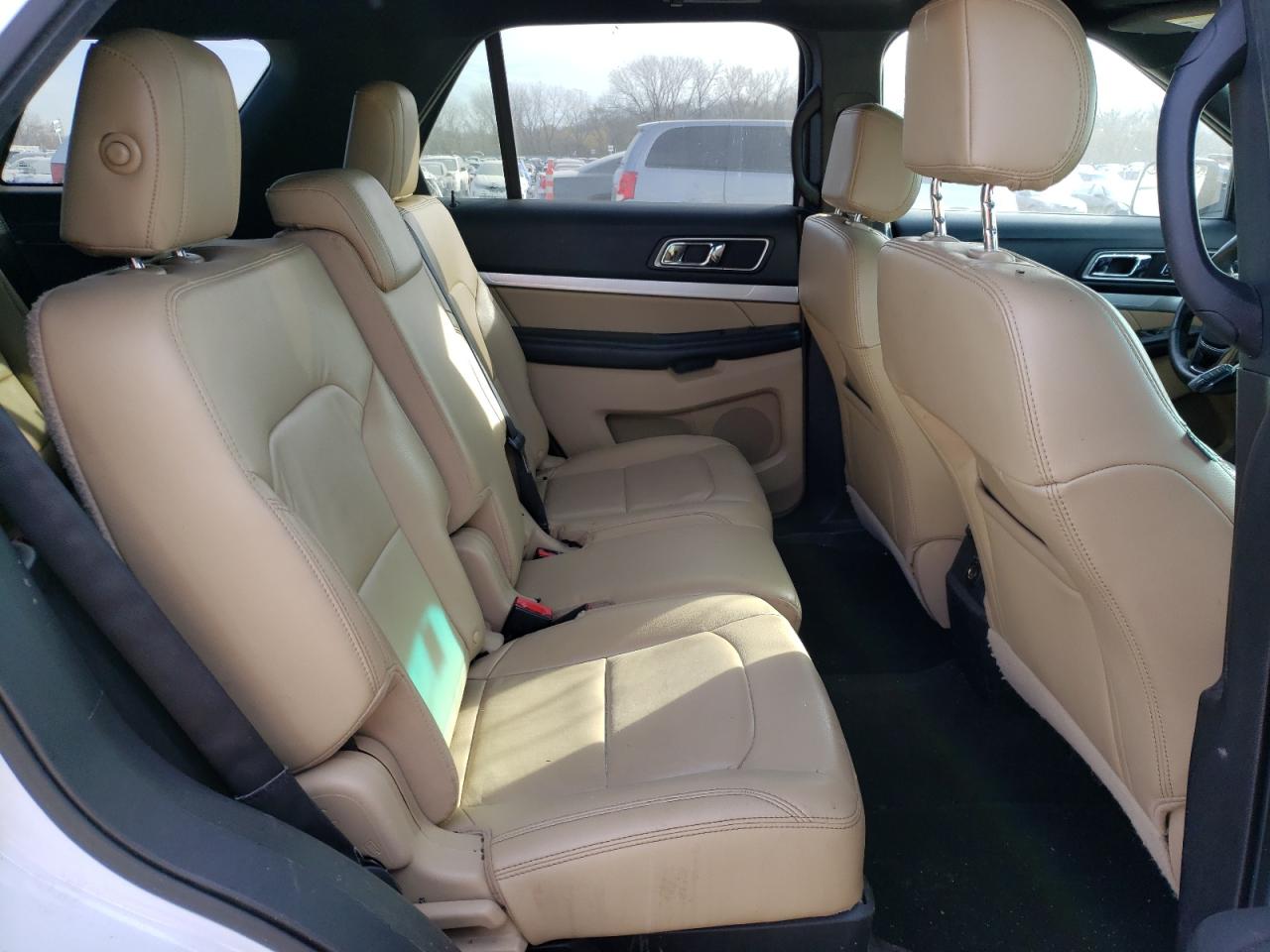 صورة رقم 6 من المزاد - 2016 FORD EXPLORER X مع VIN 1FM5K7DHXGGA27907