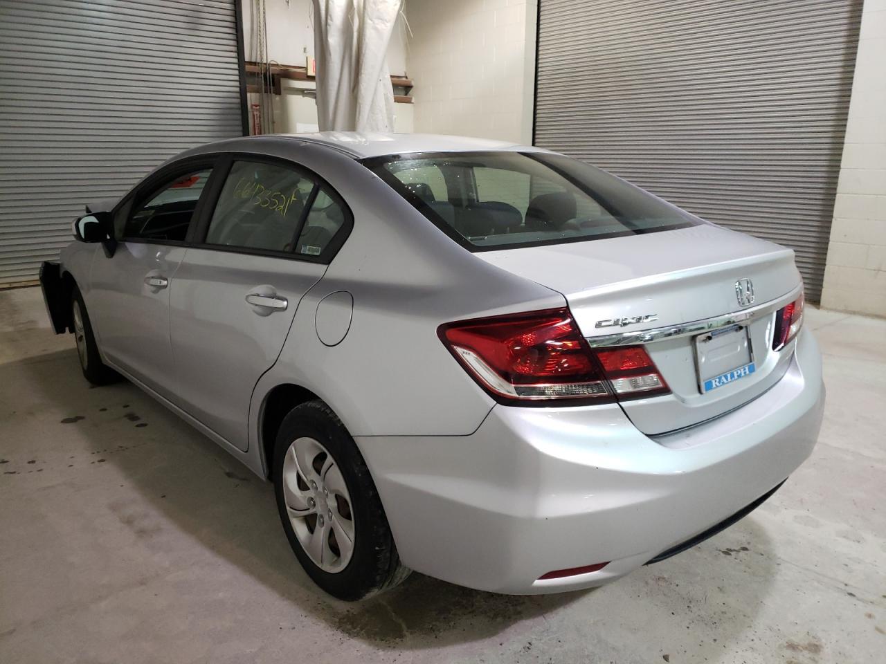 Photo 3 from auction – 2015 HONDA CIVIC LX with VIN 2HGFB2F50FH517579